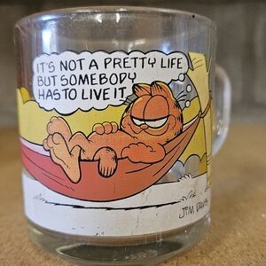 Vintage Garfield Glass Mug with Orange and Yellow Design